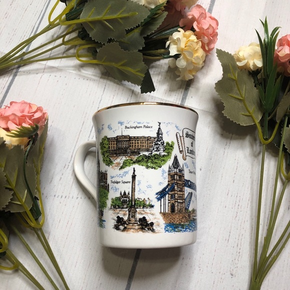 Other - Vintage rare Souvenir of London